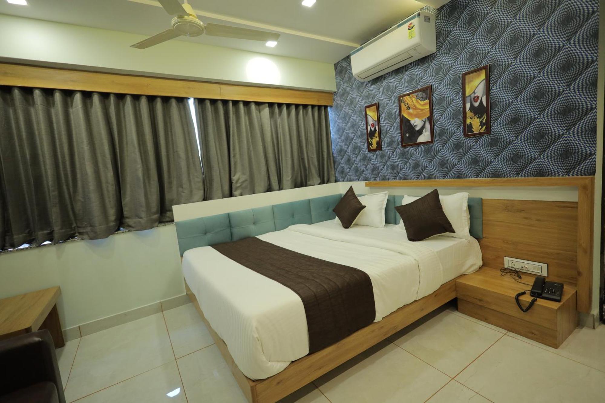 Hotel Rk Fortune Ахмедабад Экстерьер фото